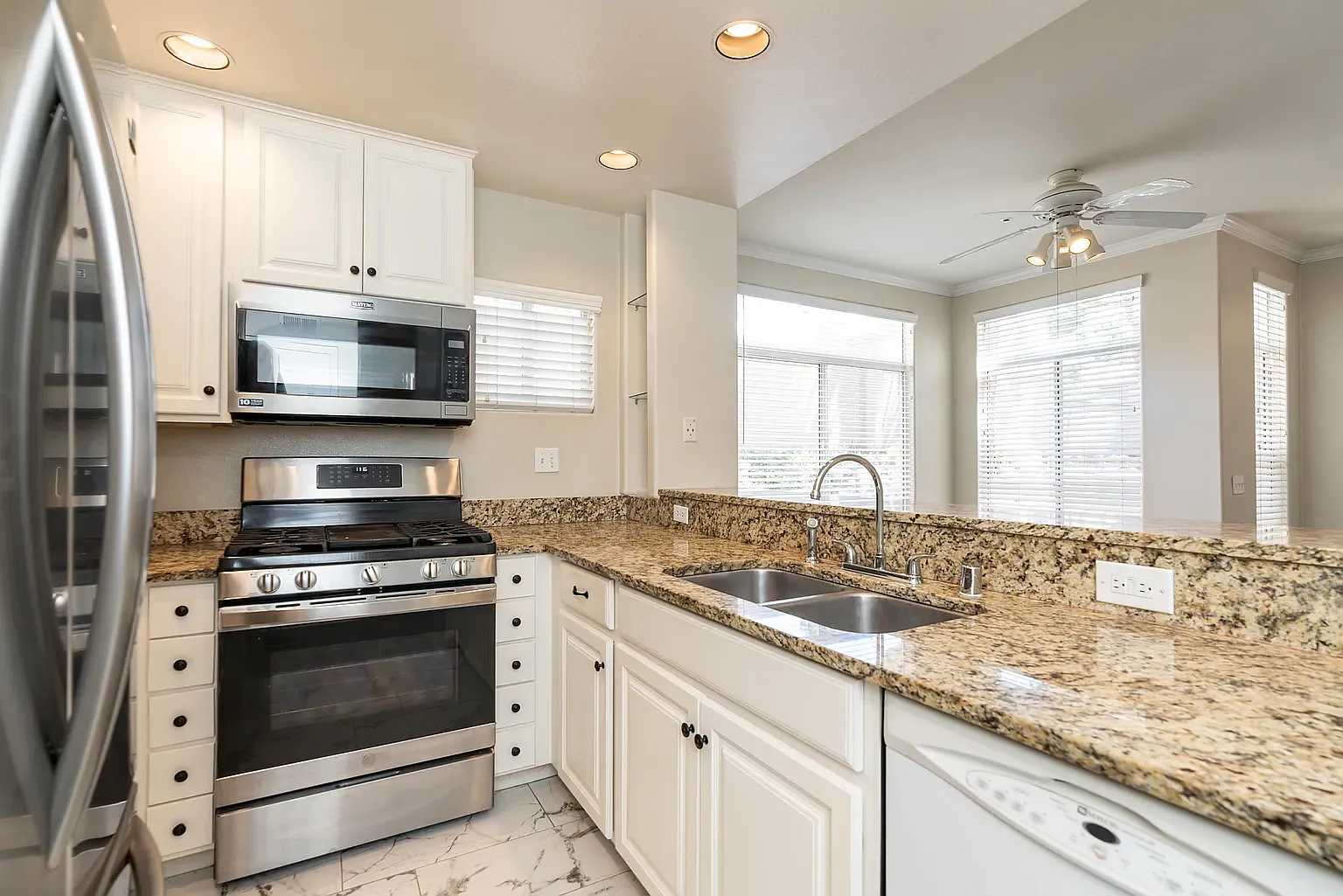 2 bed, 1191 sqft, $3,875 — Photo 1