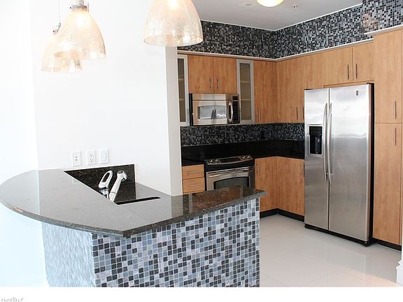 5th image of 7900 Harbor Island Dr Ph 2