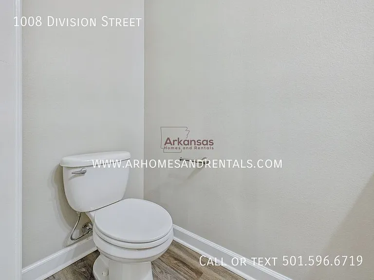 1008 Division St — Photo 10