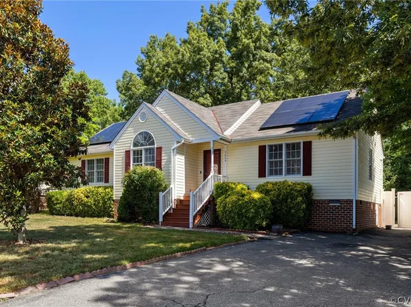 9649 Lockberry Ridge Loop, North Chesterfield, VA 23237