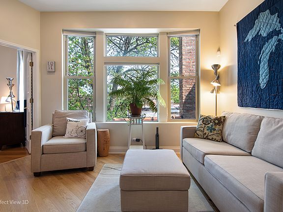 3rd image of 5410 S University Ave #3N