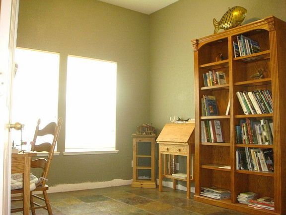 4th bedroom or office