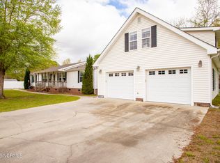 1824 Becton Farm Rd, Kinston, NC 28501