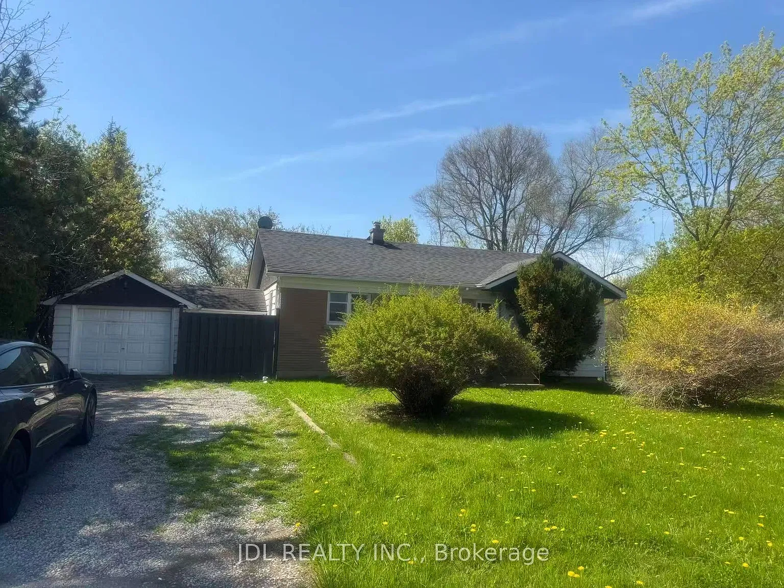 3 bed, $2,600 — Photo 1