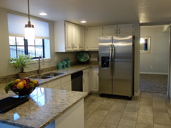 2nd image of 8253 Brigantine Dr