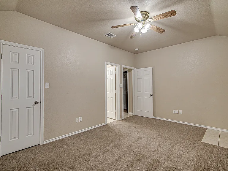 116 Honey Bee Dr #116 — Photo 15