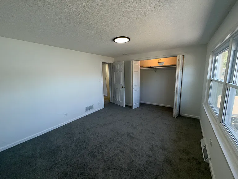 10142 S Western Ave #1R — Photo 10