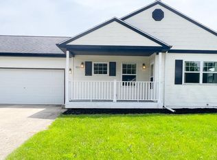 1211 Lombardi Way, Waukesha, WI 53186