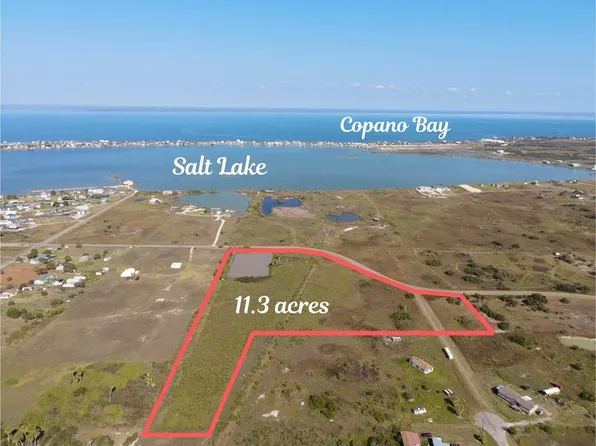 509 E Sagebrush St, Rockport, TX 78382