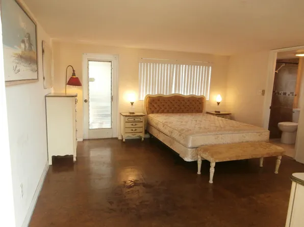 (undisclosed Address), Pt Charlotte, FL 33952