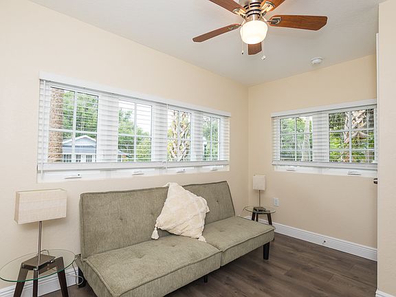 4th image of 915 E Palmetto St #11226936