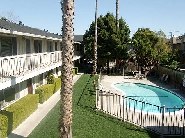120 Granada Dr #12 — Photo 13
