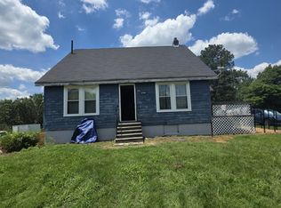 1140 Cumberland Heights Rd, Clarksville, TN 37040
