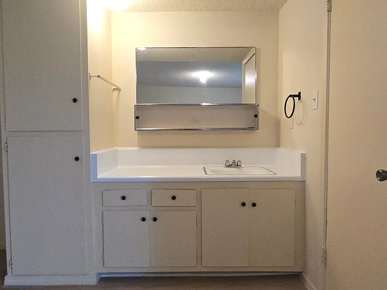 La Habra — Photo 10