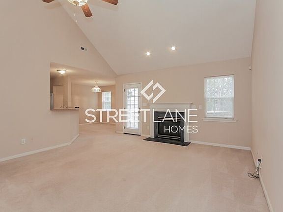 4th image of 117 Birchwood Ct