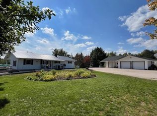 N17191 Sand Rd, Pembine, WI 54156
