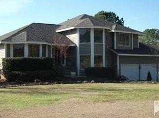 310 Deer Track Trl, Clinton, NC 28328