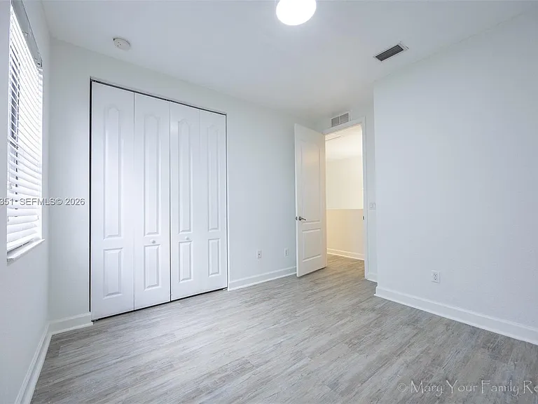 3841 Aspen Leaf Dr — Photo 24