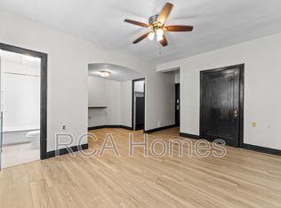 37 W Saint Clair St APT 205, Indianapolis, IN 46204