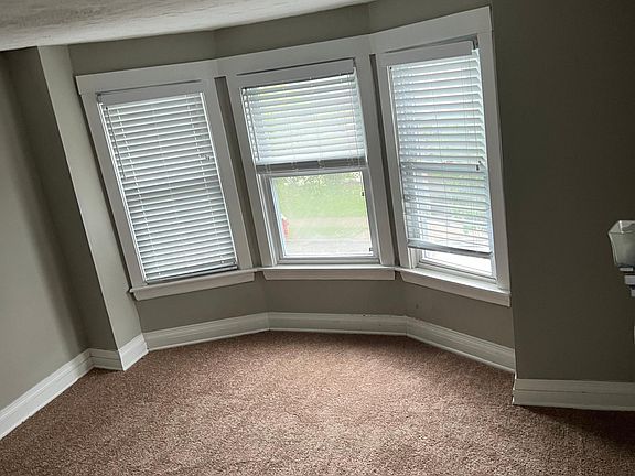 2nd image of 1485 Olivewood Ave