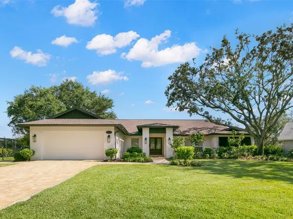 1740 73RD CIRCLE NE, ST PETERSBURG, FL 33702