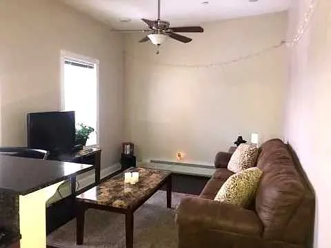 2 bed, $3,200 — Photo 4