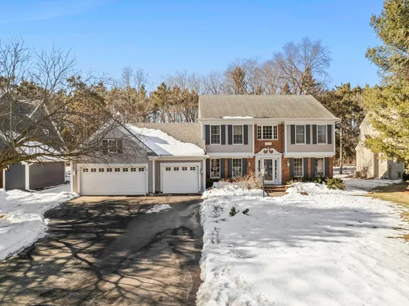 1752 Interlachen Bay, Woodbury, MN 55125