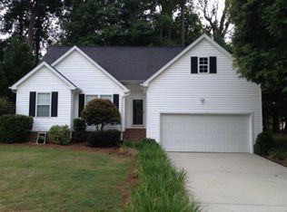 224 Oak Ridge Dr, Greenwood, SC 29649