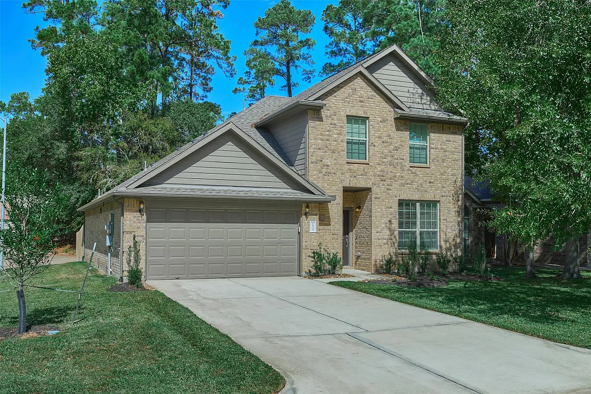 Photo 2 of 42 - 11330 Alcott Dr - Montgomery, TX Building Photo - 11330 Alcott Dr