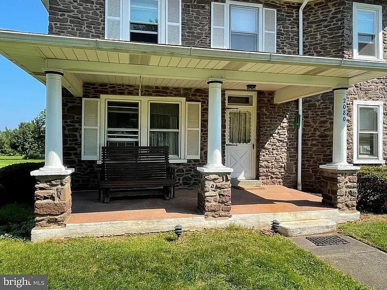 2080 Milford Square Pike — Photo 2