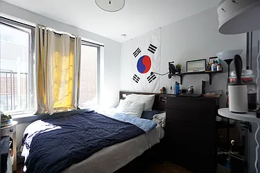 Rented by Rennit Inc.