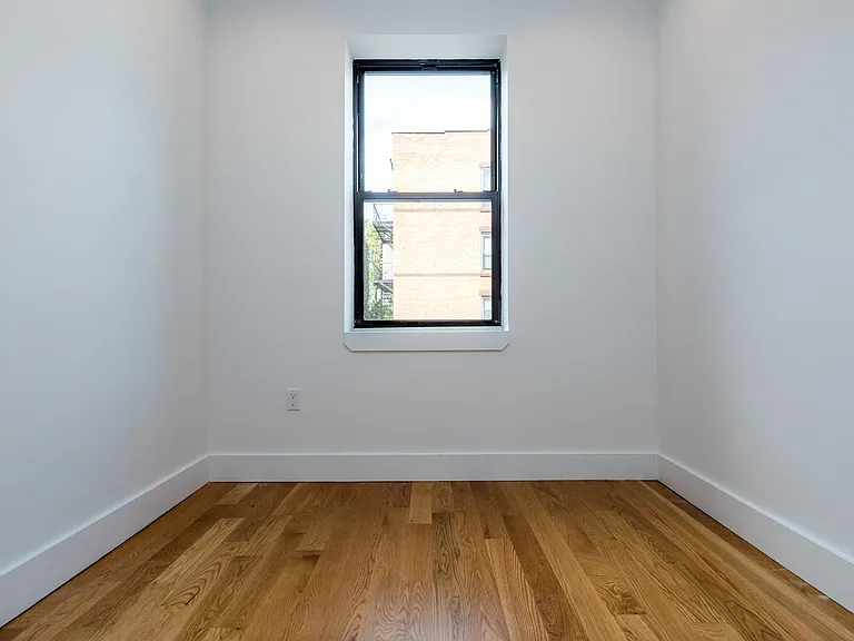 724 5th Ave #2C — Photo 6