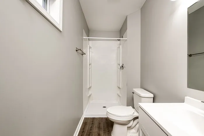 1004 Golfview Dr — Photo 8