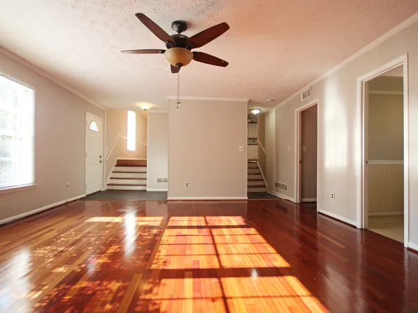 721 Greenleaf Dr, Marietta, GA 30068