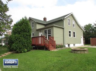 522 Edwards St, Aurora, IL 60505