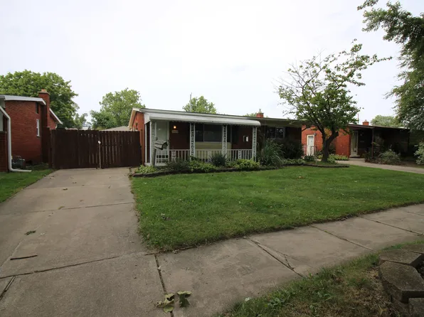 25652 Chernick St, Taylor, MI 48180