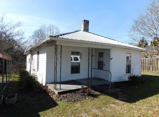 809 Self St, Cherryville, NC 28021