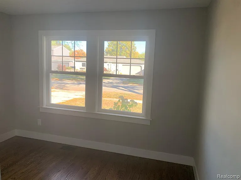 14103 Blue Skies St — Photo 12
