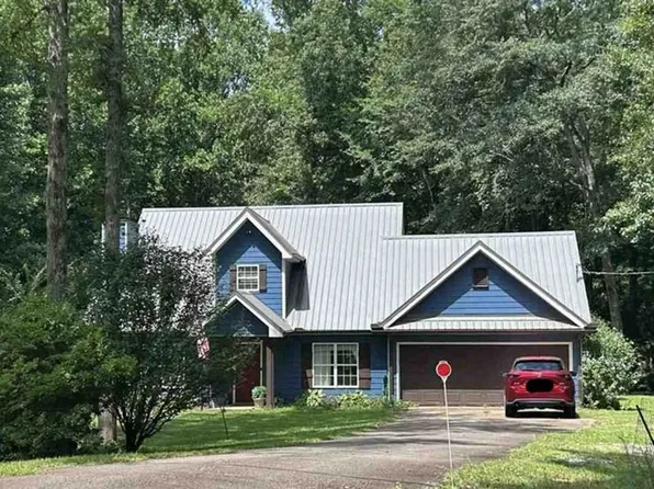 237 April Ln, Jefferson, GA 30549