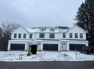10071 Old Perry Hwy, Wexford, PA