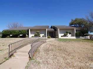 4 Lombardy Ter, Benbrook, TX 76132