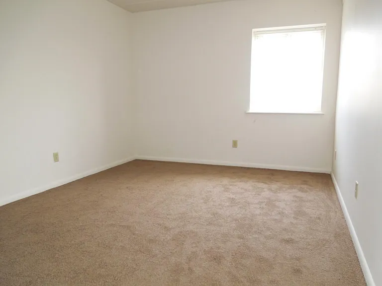 901 Duquesne Place Dr — Photo 12