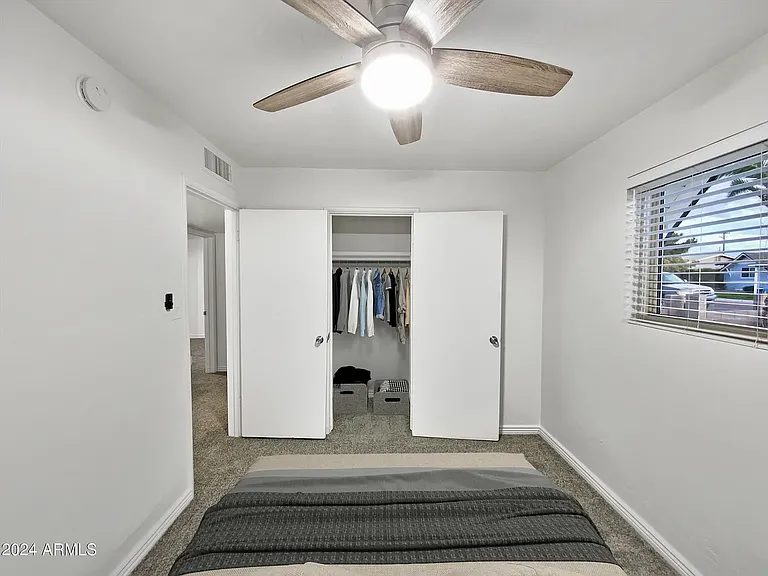 Single Room with shared bathroom