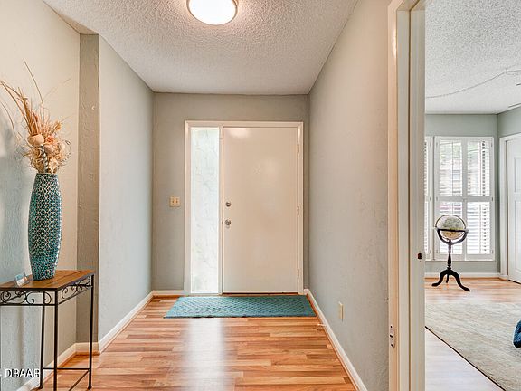 2nd image of 13 Glenarbor Park
