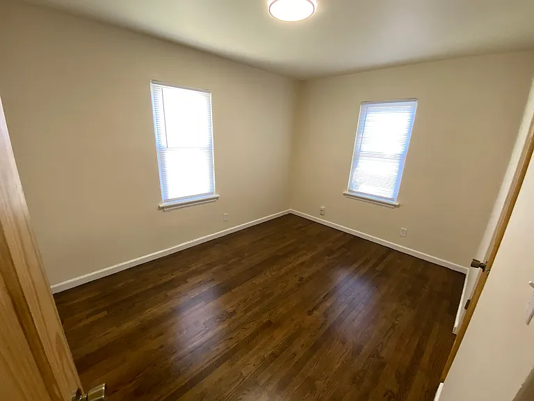 4440 Buchanan St — Photo 6