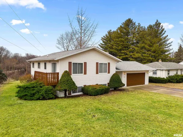 220 S Pleasant Hill Rd, East Peoria, IL 61611