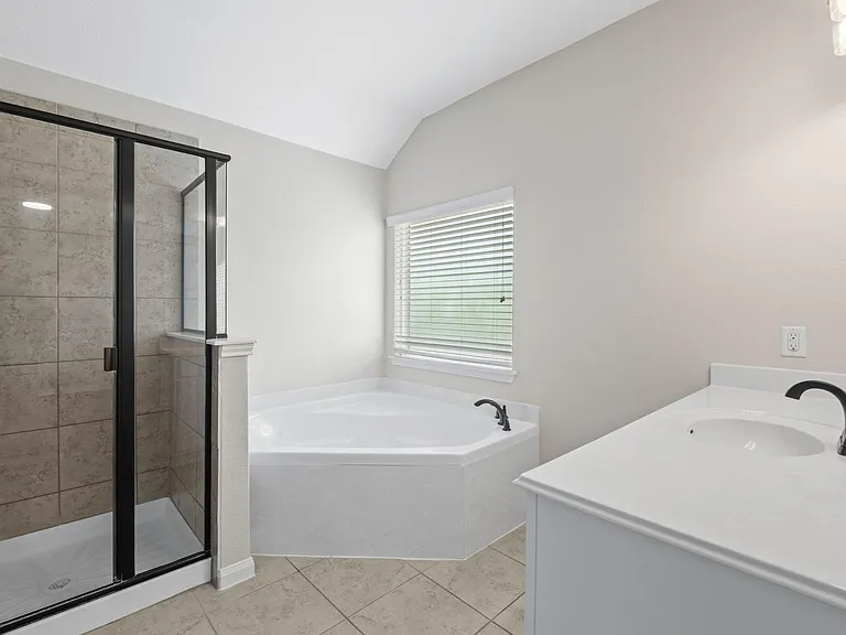 148 Isabel Ln — Photo 19