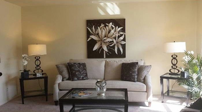 1st image of 1253 Wisteria Dr