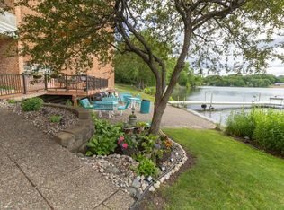 329 Geneva Ave N APT 315, Oakdale, MN 55128