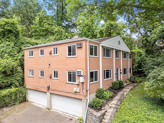 5th image of 3519 Linwood Ave APT 2